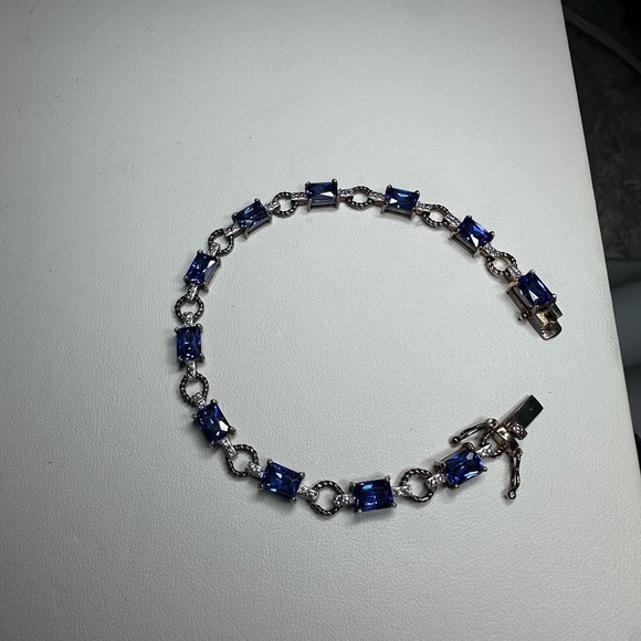 ADI 925 Sterling Silver Gold Overlay Tennis Bracelet Thailand 11 blue stones 🧊 - Picture 6 of 16